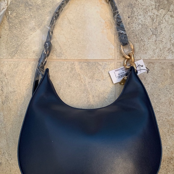 NWT French Connection Moritz Hobo Vegan Leather Shoulder Bag textured Navy blue - Picture 1 of 9